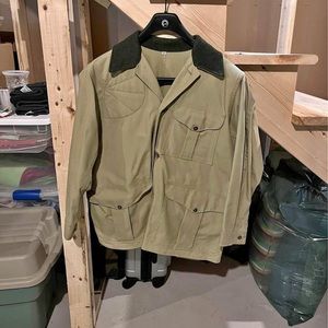 Filson field coat in very good condition.